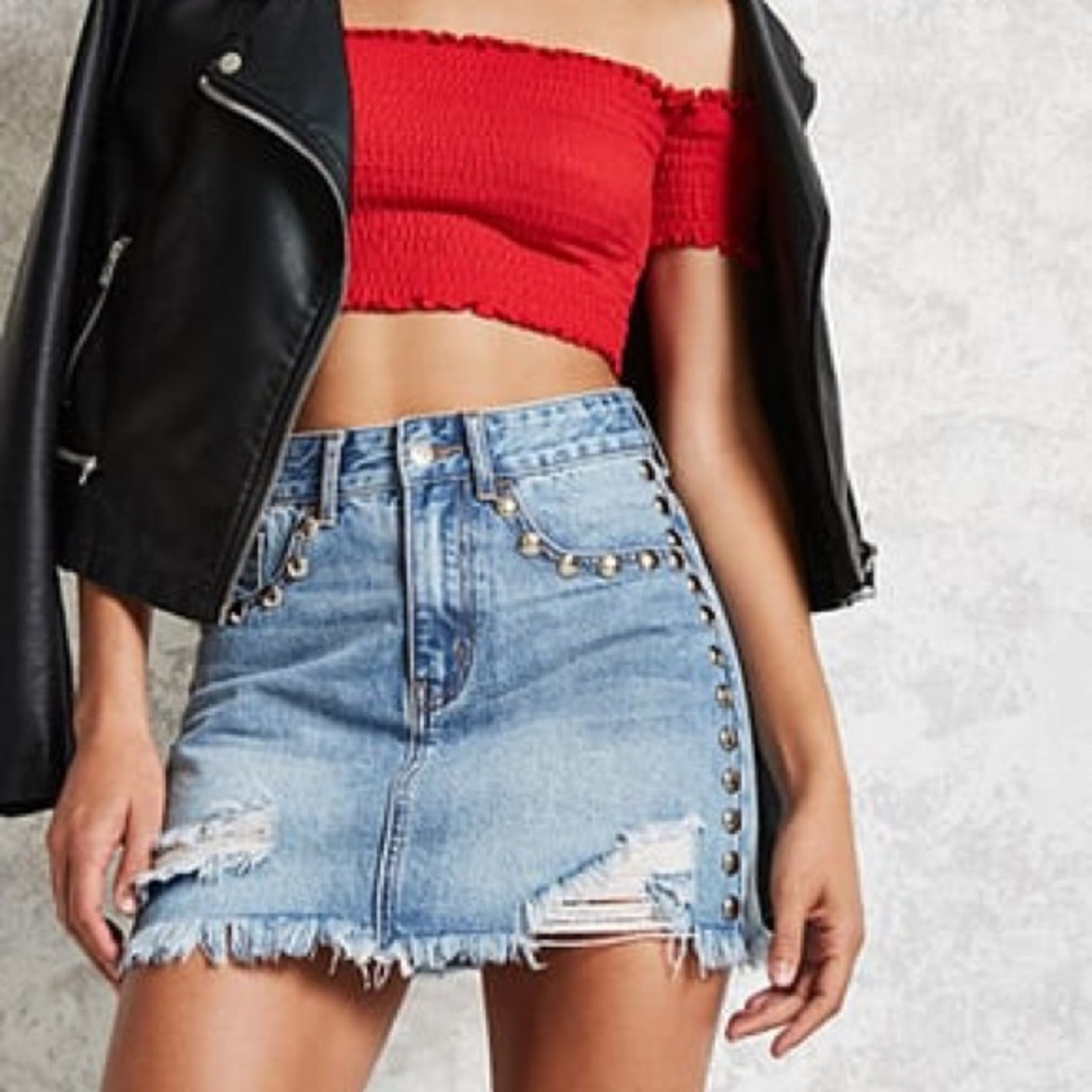 BNWT Forever 21 XXI Studded Denim mini skirt